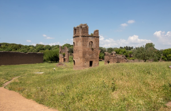 Ruines du cirque de Maxence à Rome