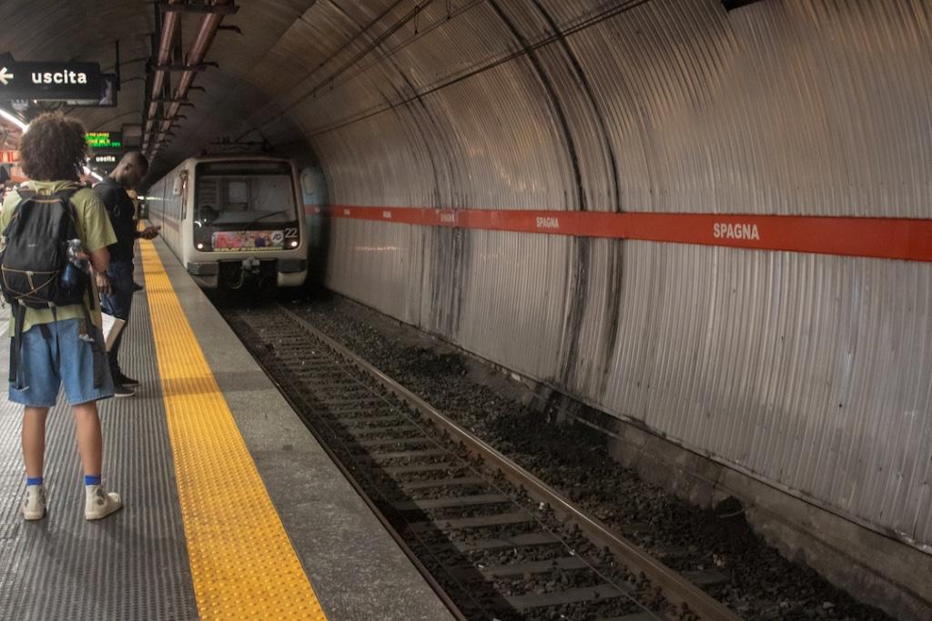 Station de métro à Rome