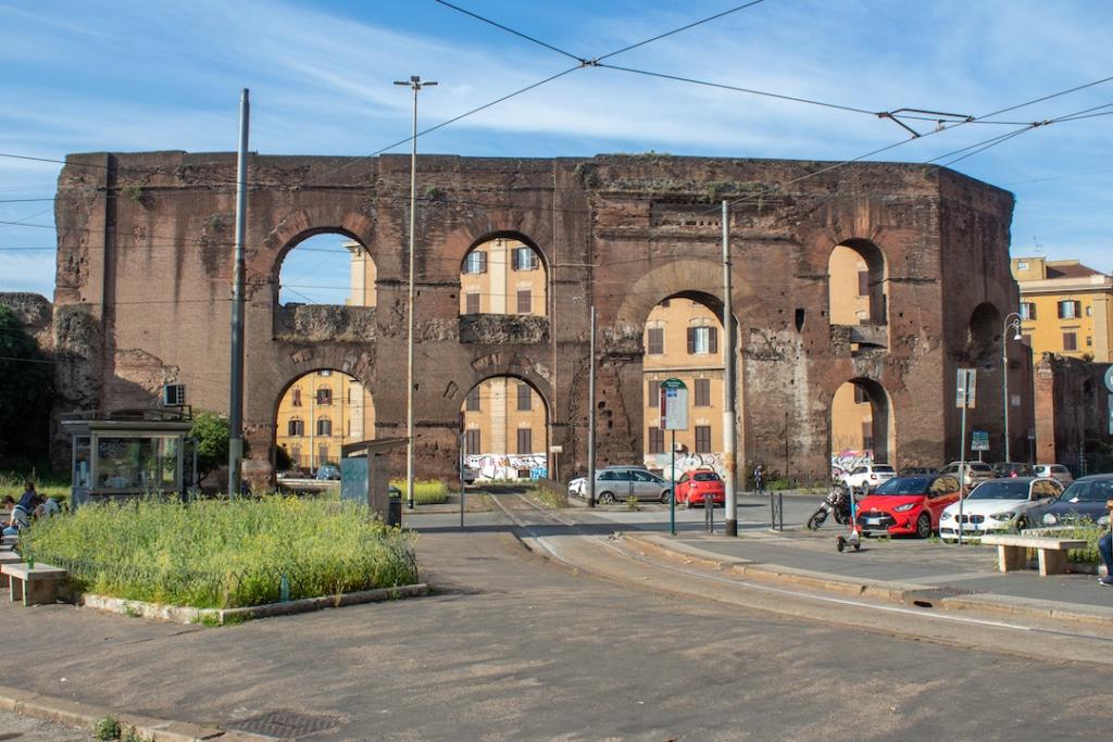 Porta Maggiore à Rome