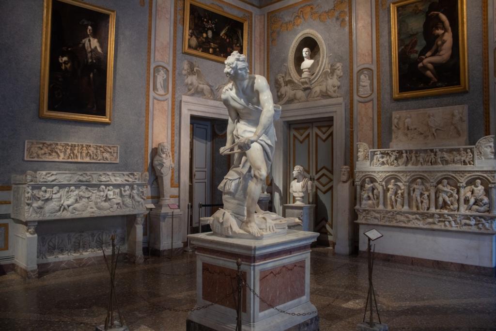 Statue de Bernin dans la Galerie Borghese à Rome