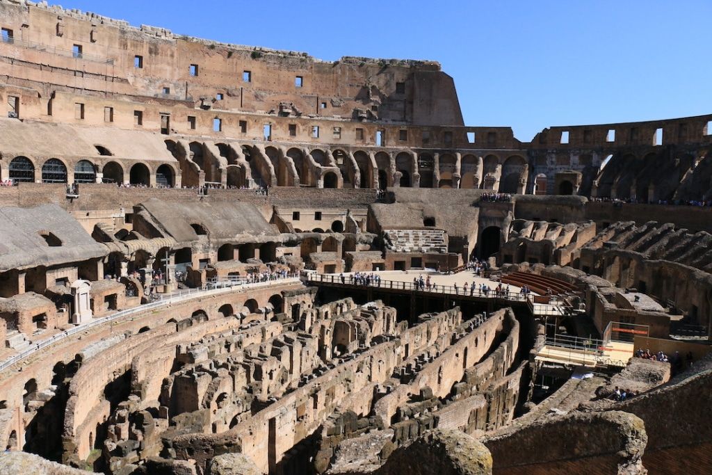 L'intérieur du Colisée de Rome