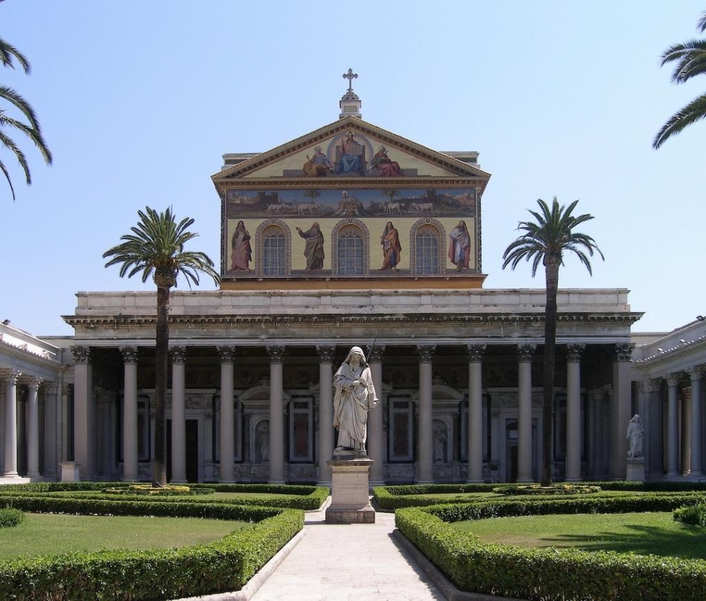 Basilique majeure Saint-Paul hors les murs située à Rome